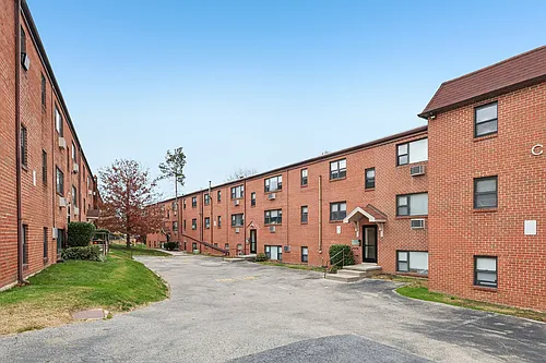 Springfield Green Apartments Photo 1