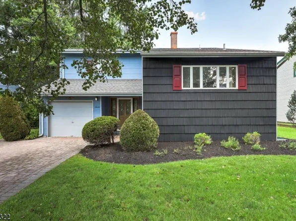 7 Schoolhouse Ln, Somerville Boro, NJ 08876