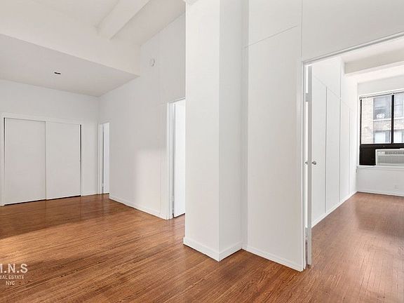 3rd image of 31 E 31st St APT 10E