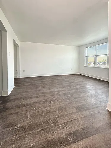 Floor plan 306