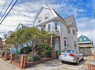 15 Princeton St #1, Medford, MA 02155