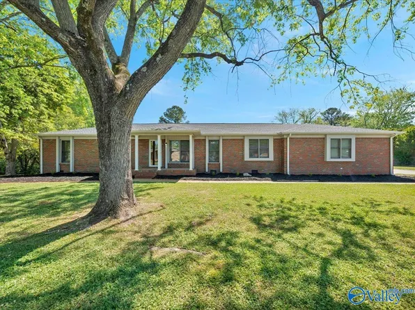 2804 Eva Dr NW, Huntsville, AL 35810