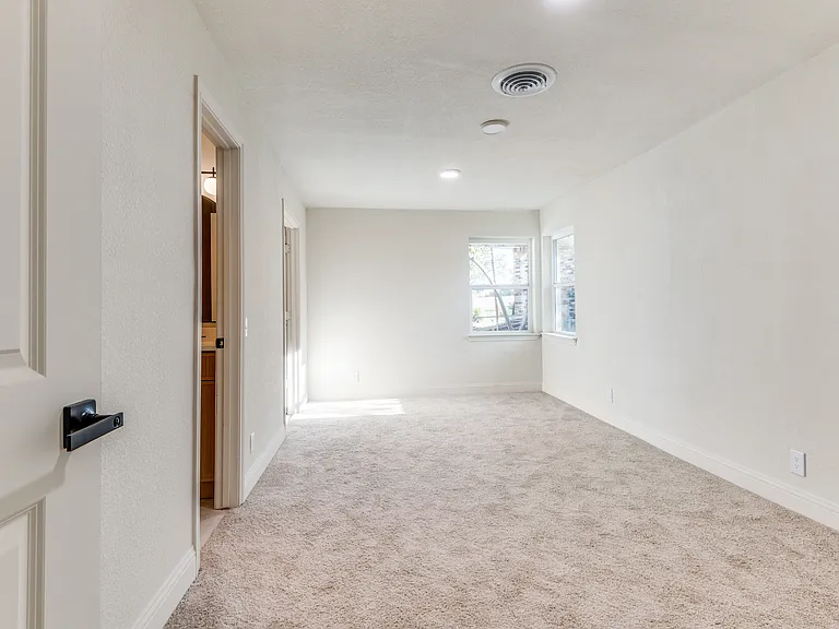 704 Turner Blvd — Photo 21