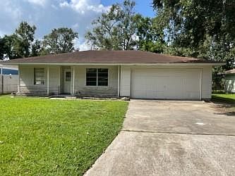 1st image of 1947 Angelle Dr
