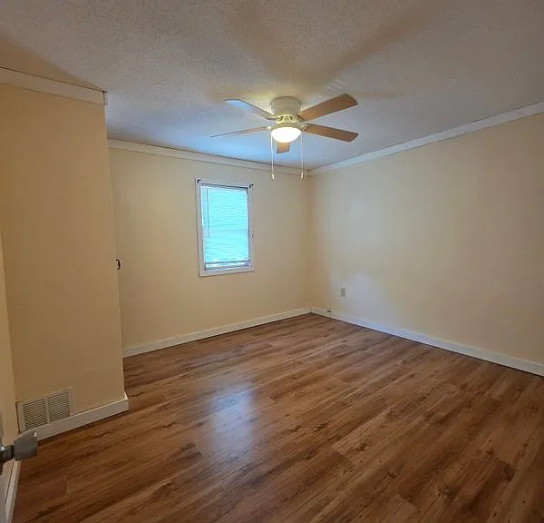 519 W Center Street Ext — Photo 6