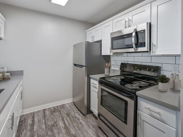 862 Campus Dr #C216