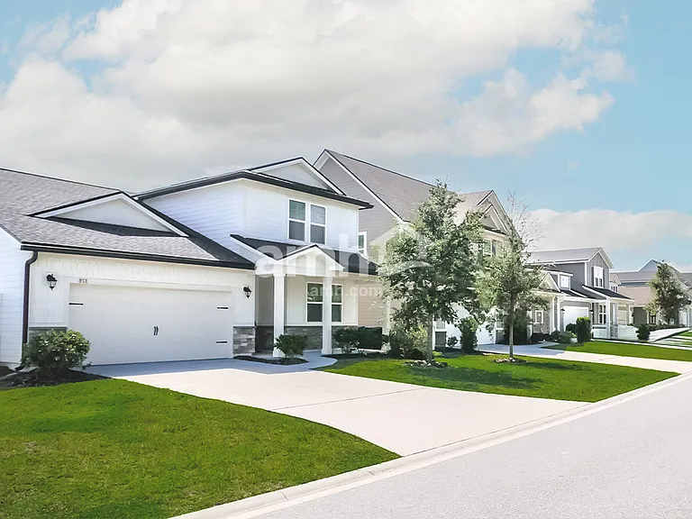 481 Sandstone Dr — Photo 30