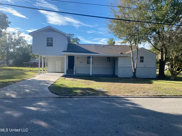 1511 13th St, Pascagoula, MS 39567