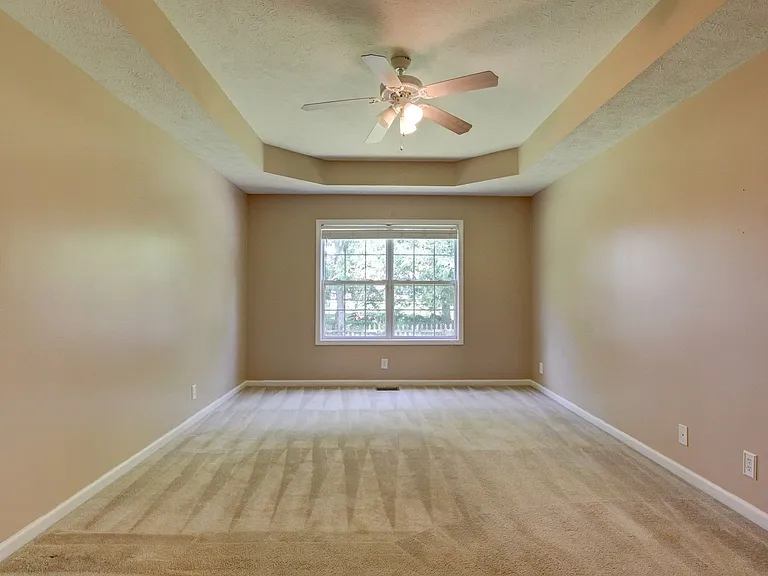 3729 Kendra Ct N — Photo 20
