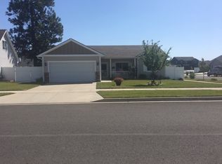 8717 W Campus Dr, Spokane, WA 99224