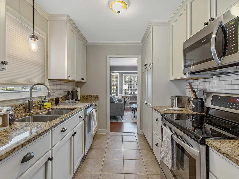 2013 Quail Forest Dr — Photo 9