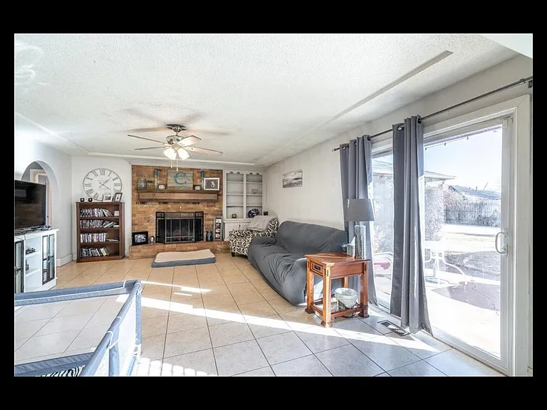 1312 Val Genes Rd — Photo 6