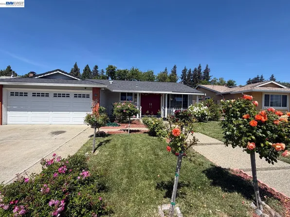 32252 Valiant Way, Union City, CA 94587