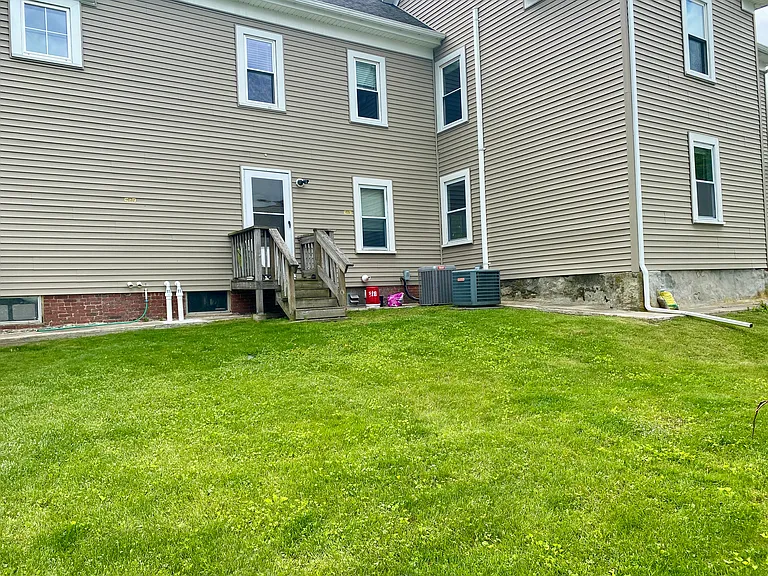 30 Maple Ave #1 — Photo 12