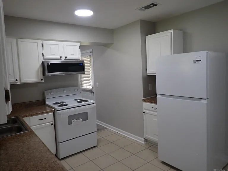 17345 Ashton Ave — Photo 6