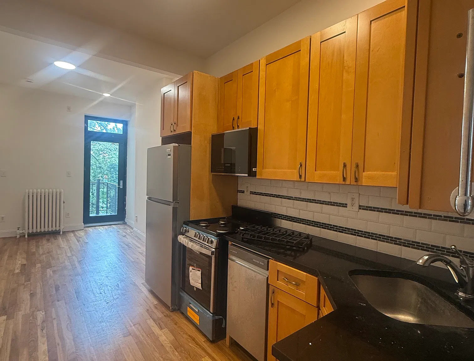 342 21st Street — Photo 1