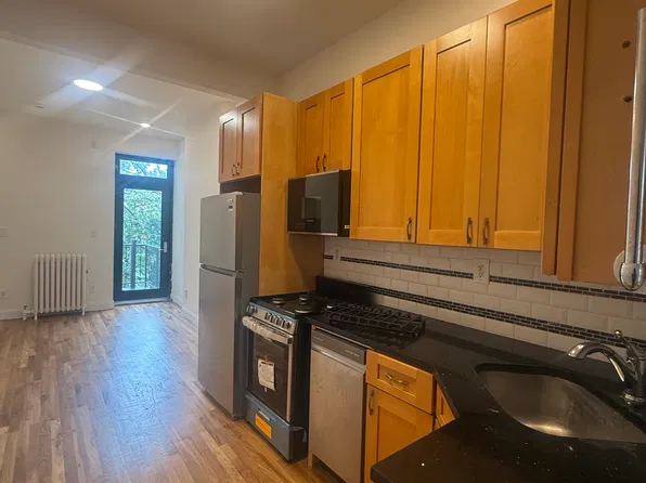 342 21st Street image 1 of 13