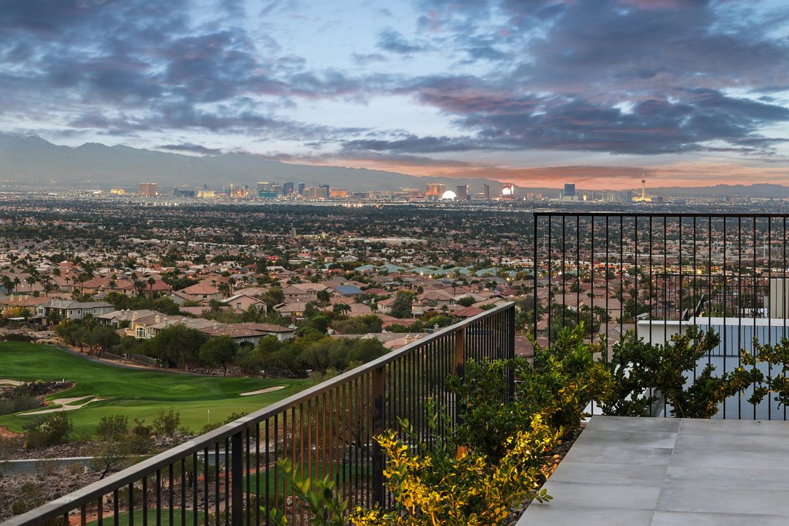 next background image