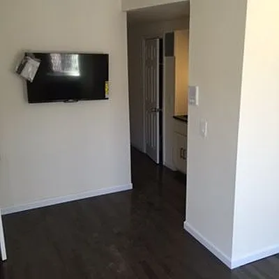 Rented by Reliance Realty Partners LLC  | media 7