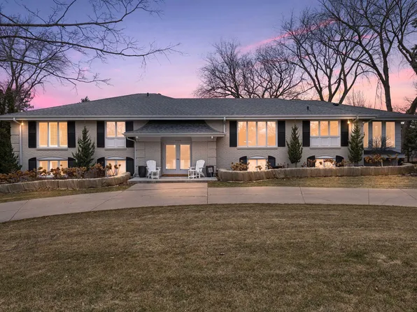 5700 Deville Dr, Edina, MN 55436