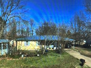 596 Old Military Rd W, Colt, AR 72326