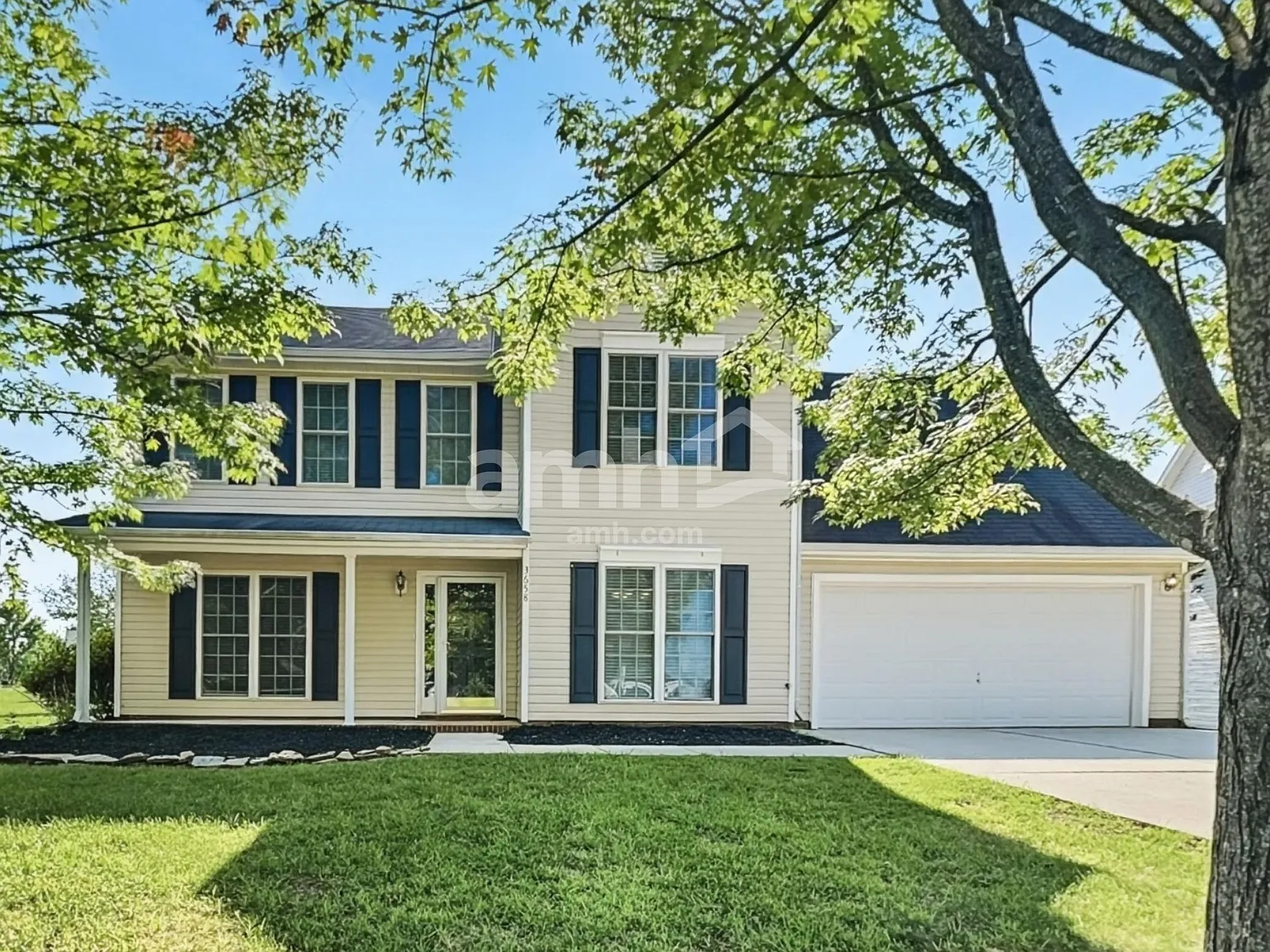 4 bed, 2.5 bath, 1972 sqft, $2,345 — Photo 1
