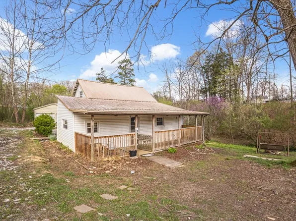 231 Pate Ln, Dickson, TN 37055