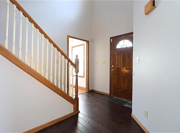 4th image of 8604 Grant Dr