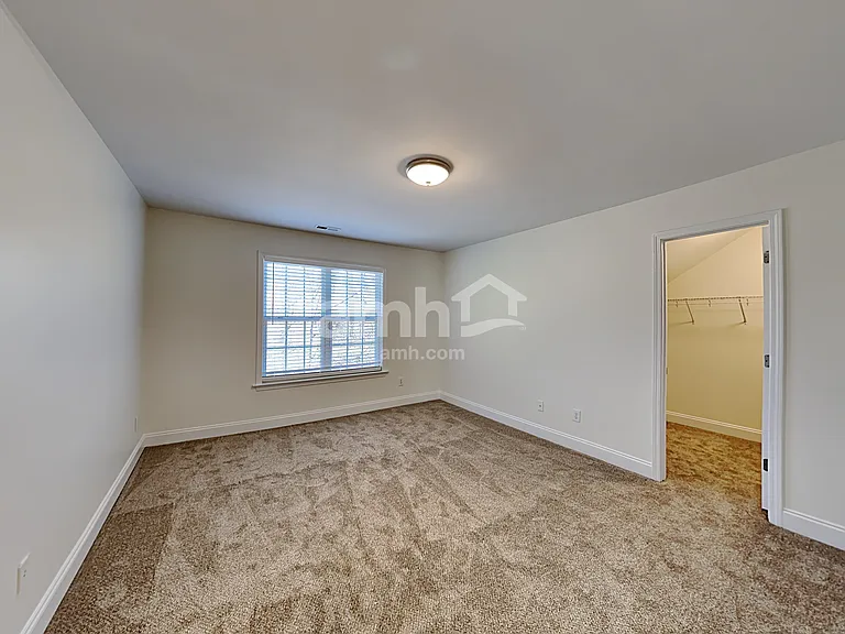 209 Boswell Ln — Photo 15