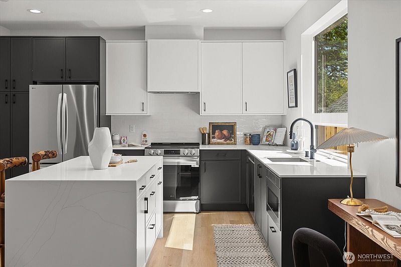 5th image of 11349 23rd Avenue NE