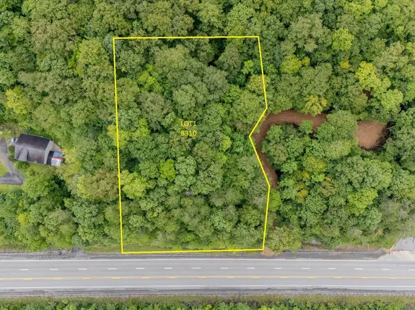 1-8310 Us Highway 119, Calvin, KY 40813