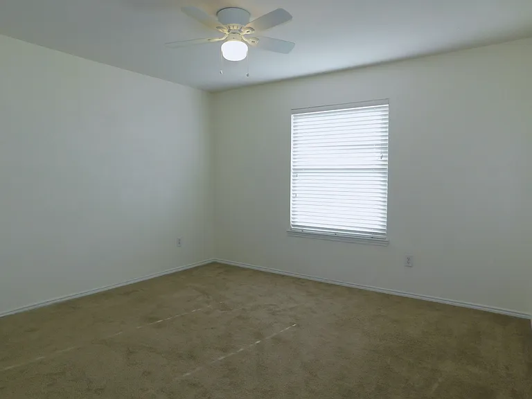 2701 Clark Dr — Photo 26