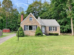 2727 Boston Post Rd, Darien, CT 06820