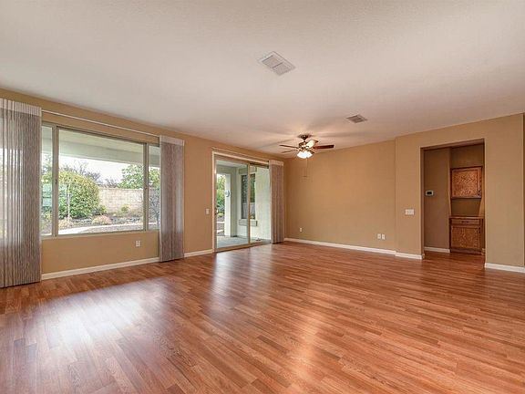 4th image of 1409 Tallac Ln