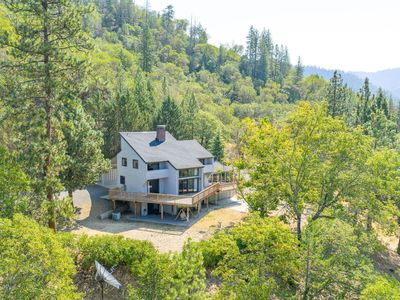 3013 Galls Creek Rd, Gold Hill, OR, 97525
