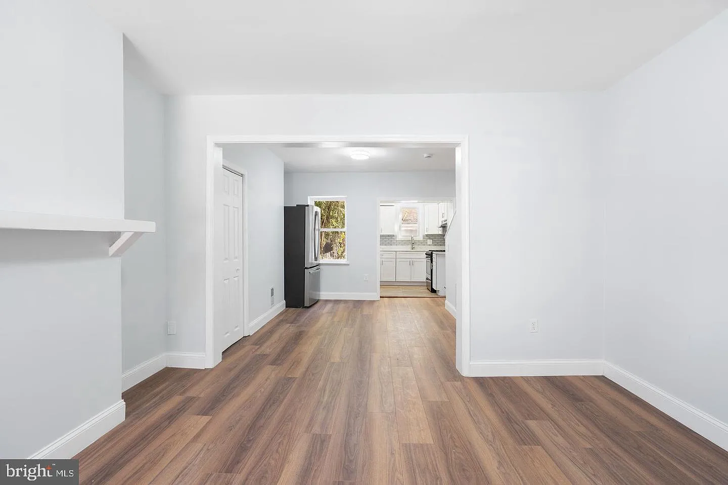 2 bed, 1.0 bath, 880 sqft, $1,250 — Photo 2