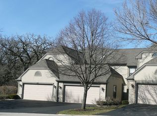 1207 Hobson Oaks Dr, Naperville, IL