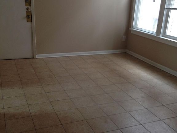 2nd image of 4437 N Elston Ave APT 1F