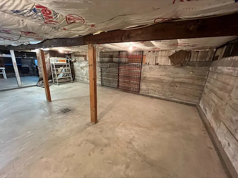 815 E St — Photo 9