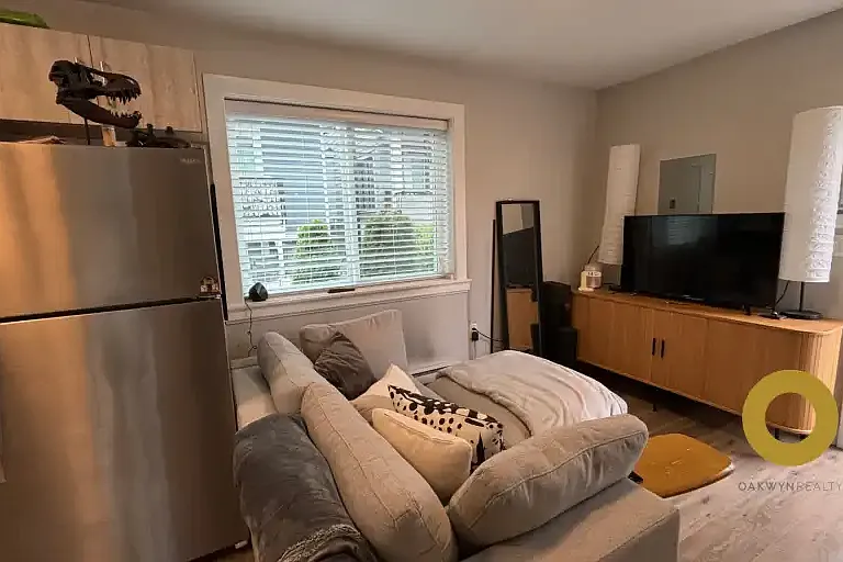 2554 Venables St #1A — Photo 7
