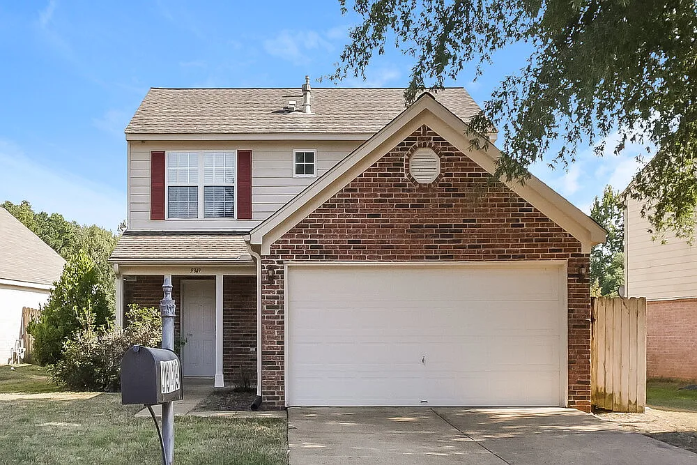 3 bed, 2.5 bath, 1534 sqft, $1,920 — Photo 1