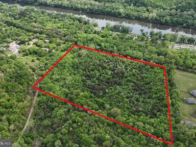 Shale Pit Dr, Falling Waters, WV, 25419