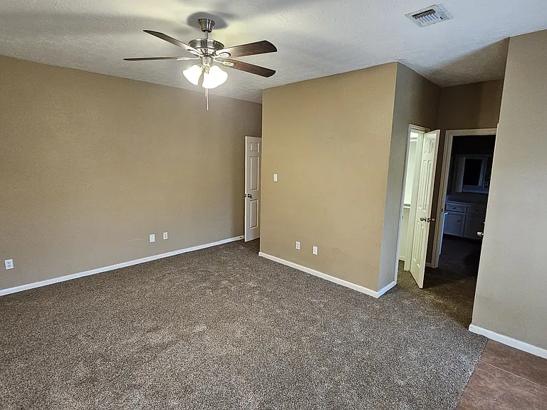 14734 Treborway Dr — Photo 23