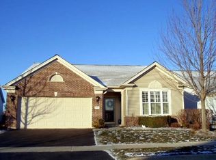 2575 Venetian Ln, Elgin, IL 60124