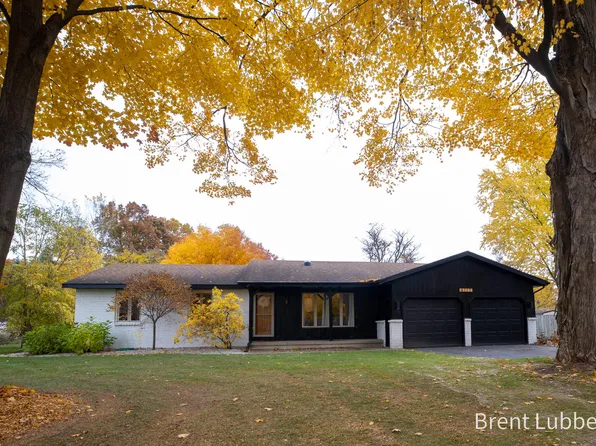 4117 Crestlane Dr, Hudsonville, MI 49426