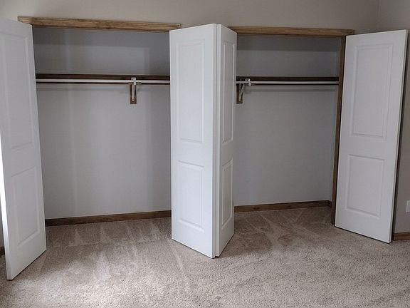 5th image of 740-742 Coe Rd #740