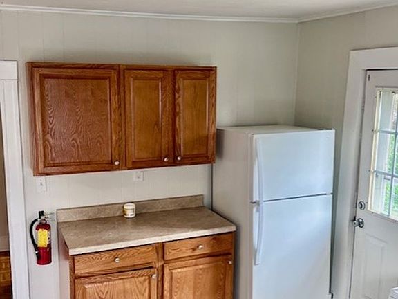 4th image of 244-246 Elmendorf St #2