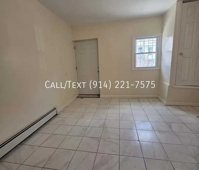 149 Waverly St — Photo 3