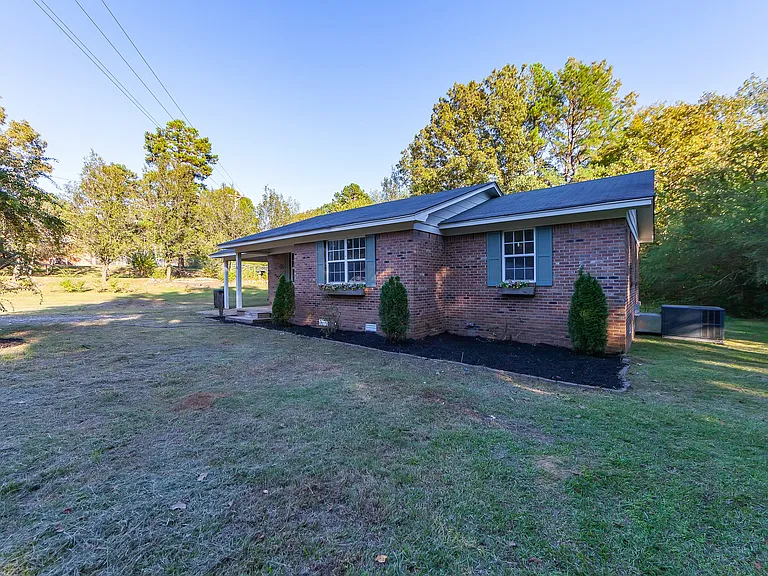28 Falcon Rd — Photo 19
