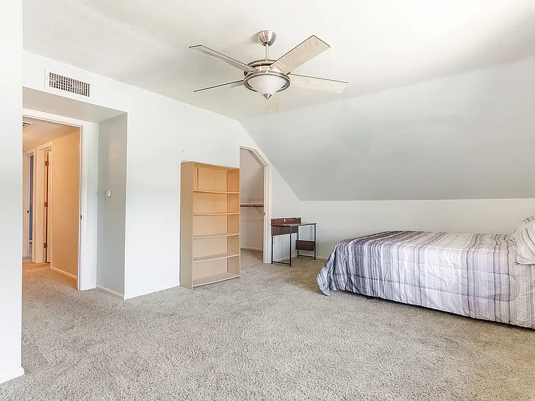 1820 E Jasmine Cir — Photo 27